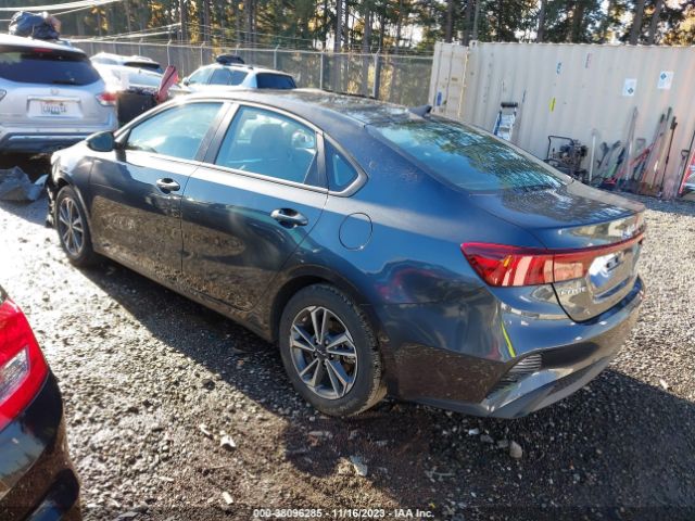 Photo 2 VIN: 3KPF24AD3PE550579 - KIA FORTE 