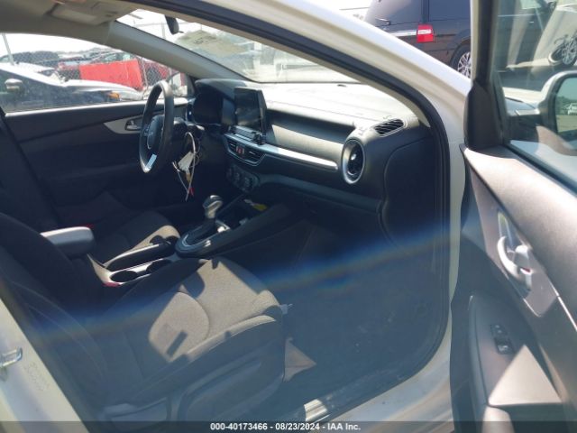 Photo 4 VIN: 3KPF24AD3PE552168 - KIA FORTE 