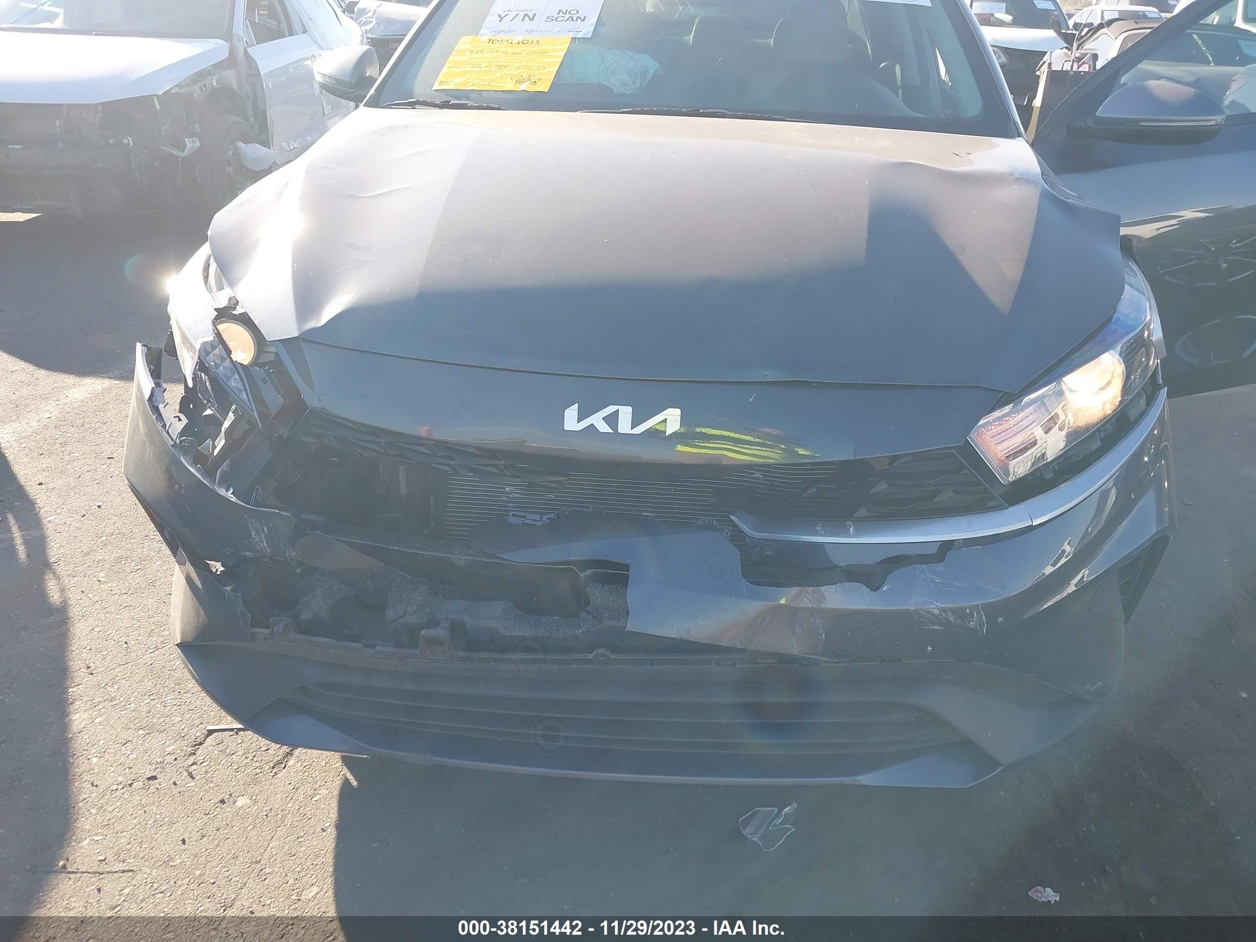 Photo 5 VIN: 3KPF24AD3PE579970 - KIA FORTE 