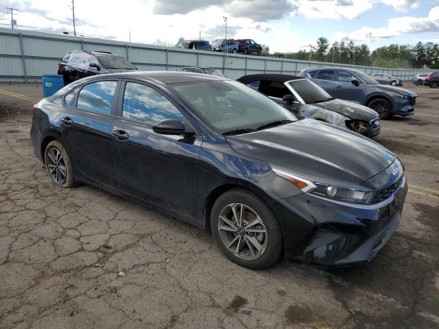 Photo 3 VIN: 3KPF24AD3PE589284 - KIA FORTE LX 