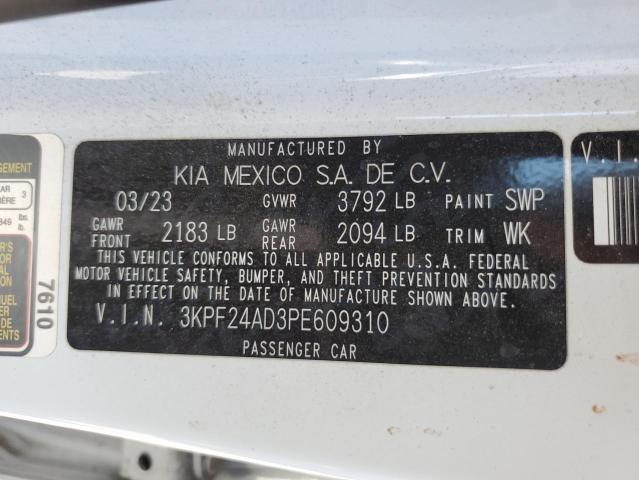 Photo 11 VIN: 3KPF24AD3PE609310 - KIA FORTE LX 