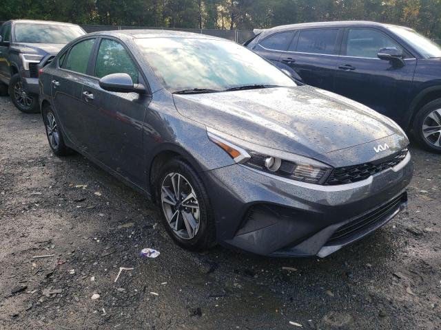 Photo 3 VIN: 3KPF24AD3PE613759 - KIA FORTE LX 