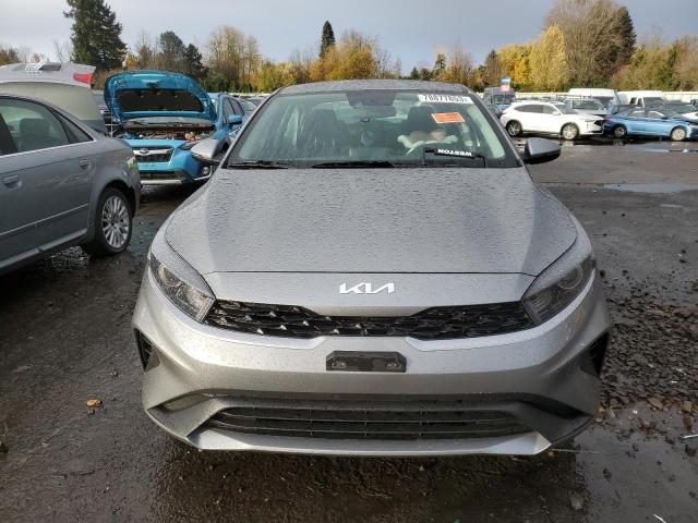 Photo 4 VIN: 3KPF24AD3PE653128 - KIA FORTE 