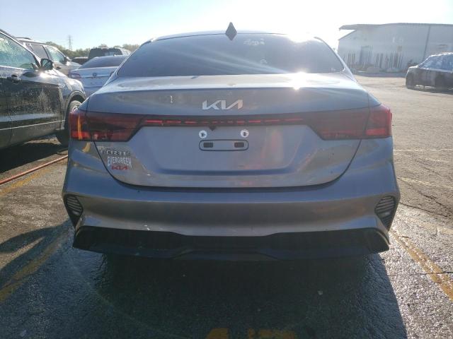 Photo 5 VIN: 3KPF24AD3PE686033 - KIA FORTE LX 