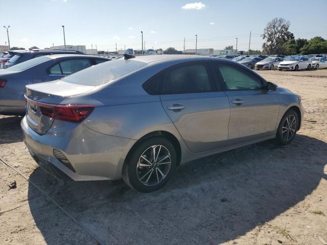 Photo 2 VIN: 3KPF24AD3RE723973 - KIA FORTE LX 