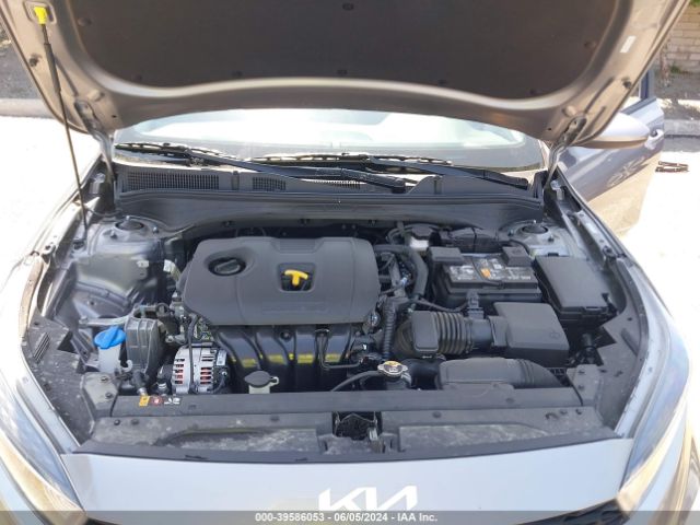 Photo 9 VIN: 3KPF24AD3RE759887 - KIA FORTE 