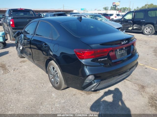 Photo 2 VIN: 3KPF24AD3RE782912 - KIA FORTE 