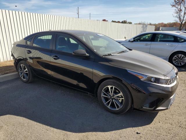 Photo 3 VIN: 3KPF24AD3RE789553 - KIA FORTE LX 