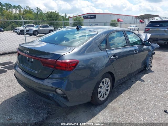 Photo 3 VIN: 3KPF24AD3RE821871 - KIA FORTE 