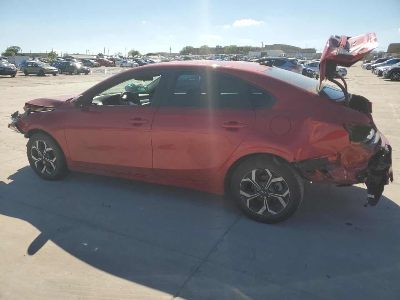 Photo 1 VIN: 3KPF24AD4KE069815 - KIA FORTE 