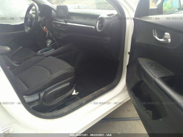 Photo 4 VIN: 3KPF24AD4KE077252 - KIA FORTE 