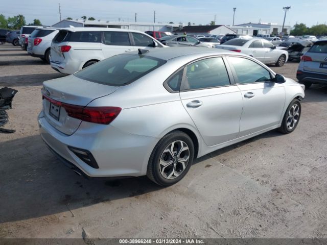 Photo 3 VIN: 3KPF24AD4KE082807 - KIA FORTE 