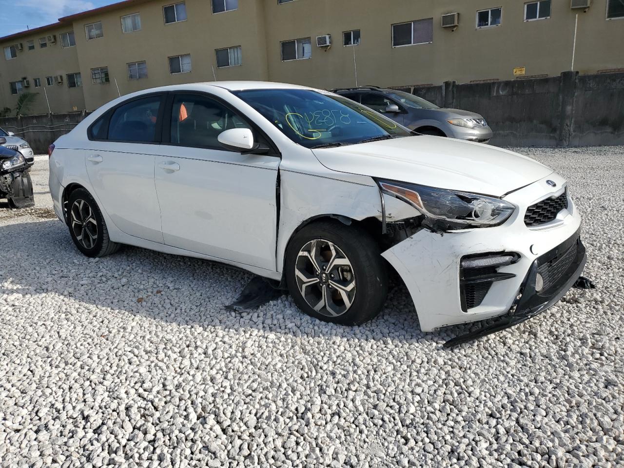 Photo 3 VIN: 3KPF24AD4KE096061 - KIA FORTE 