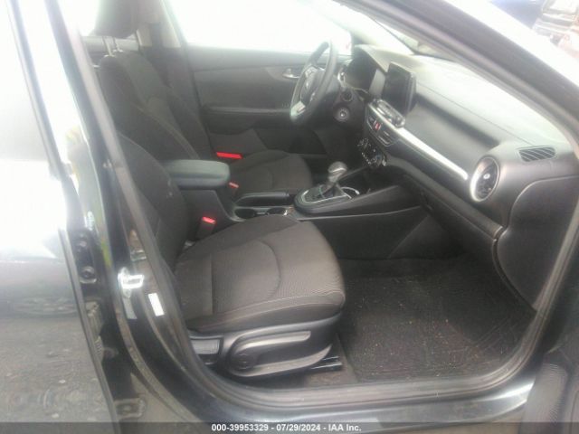 Photo 4 VIN: 3KPF24AD4KE097534 - KIA FORTE 