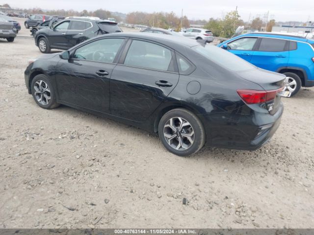 Photo 2 VIN: 3KPF24AD4KE103090 - KIA FORTE 