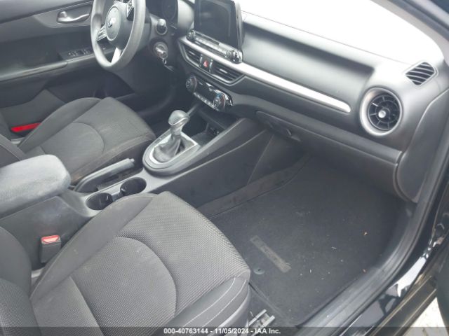 Photo 4 VIN: 3KPF24AD4KE103090 - KIA FORTE 