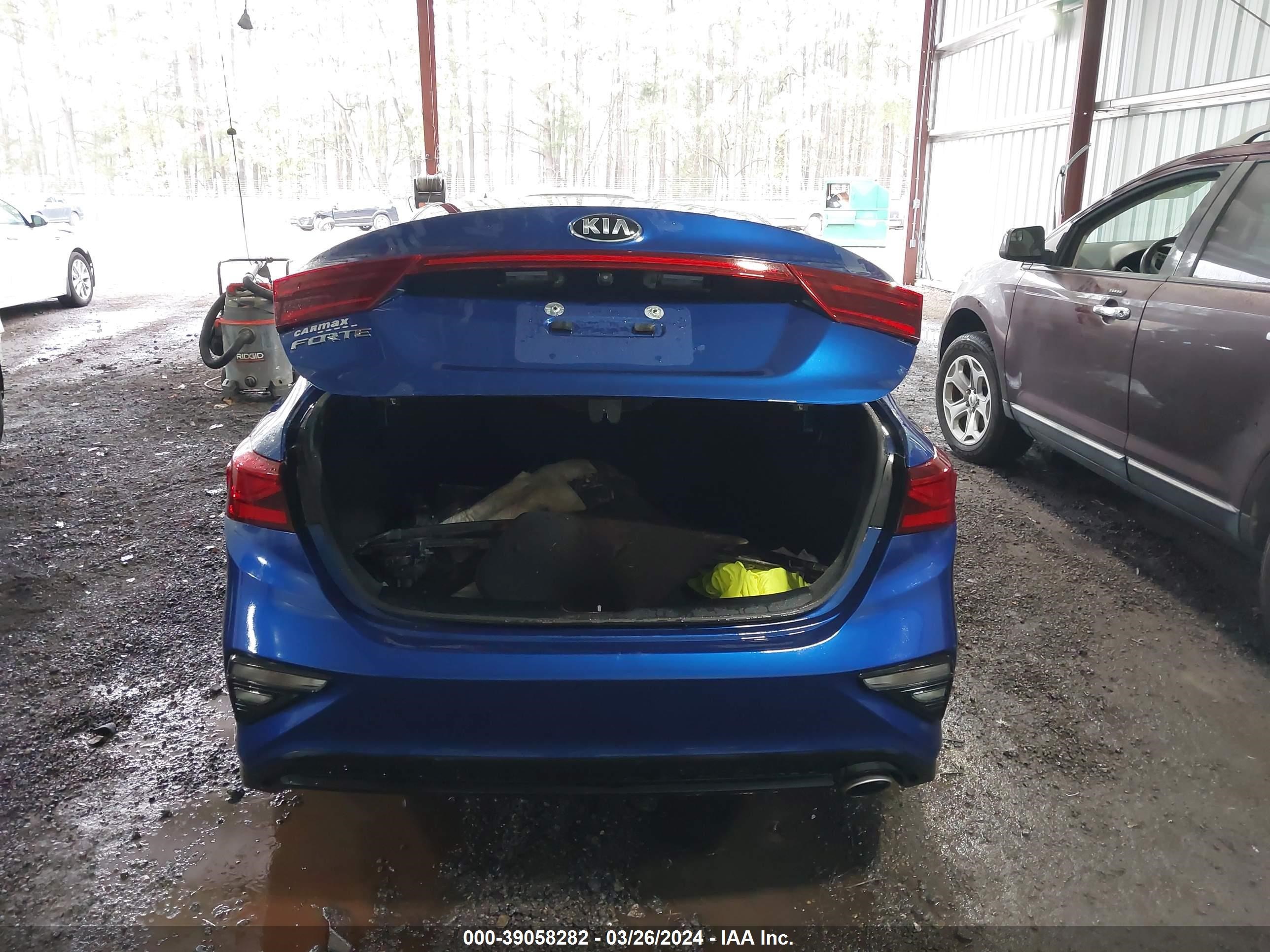 Photo 16 VIN: 3KPF24AD4KE115515 - KIA FORTE 