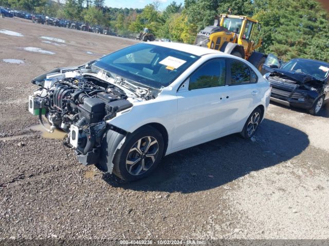 Photo 1 VIN: 3KPF24AD4KE134792 - KIA FORTE 