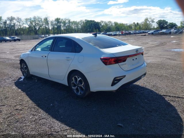 Photo 2 VIN: 3KPF24AD4KE134792 - KIA FORTE 