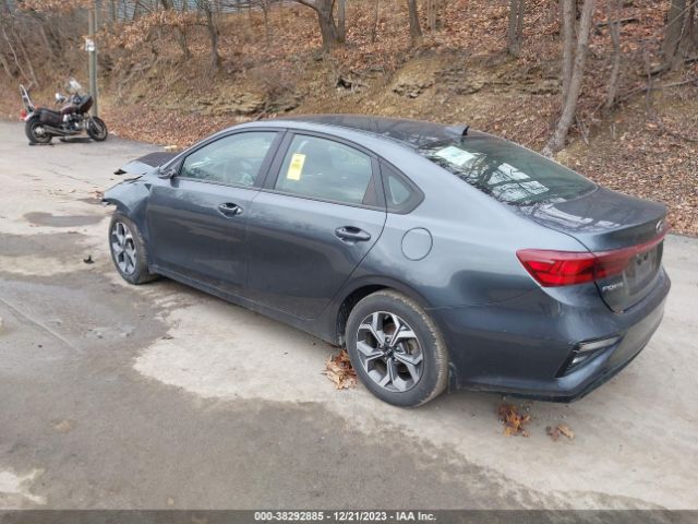 Photo 2 VIN: 3KPF24AD4LE172900 - KIA FORTE 