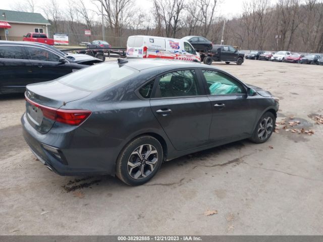 Photo 3 VIN: 3KPF24AD4LE172900 - KIA FORTE 