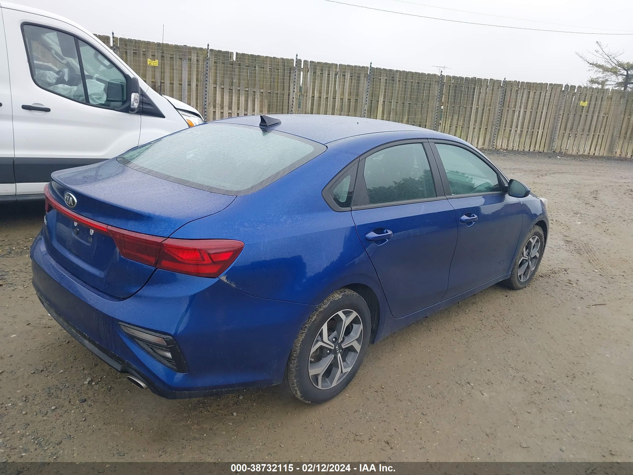 Photo 3 VIN: 3KPF24AD4ME280497 - KIA FORTE 