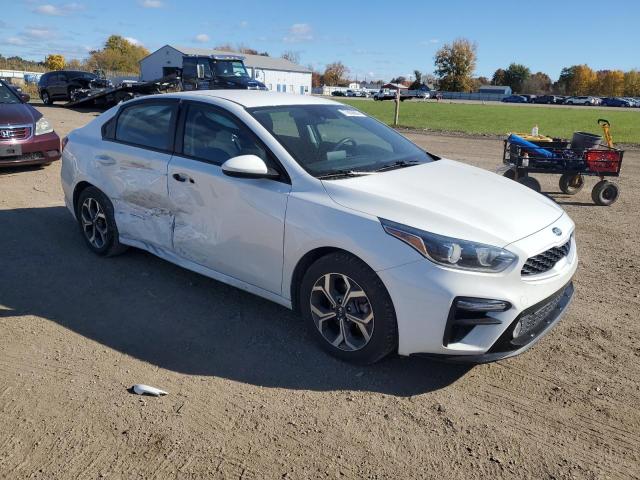 Photo 3 VIN: 3KPF24AD4ME295128 - KIA FORTE FE 