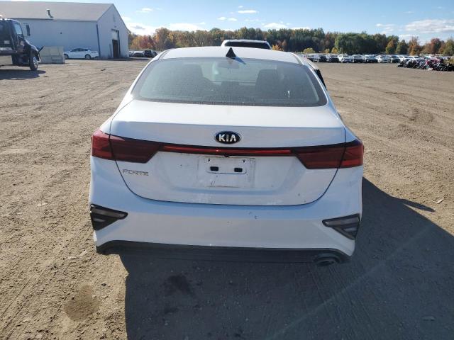 Photo 5 VIN: 3KPF24AD4ME295128 - KIA FORTE FE 