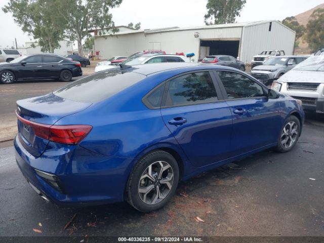 Photo 3 VIN: 3KPF24AD4ME306337 - KIA FORTE 