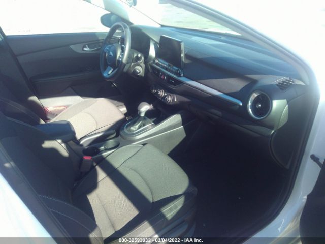 Photo 4 VIN: 3KPF24AD4ME307214 - KIA FORTE 