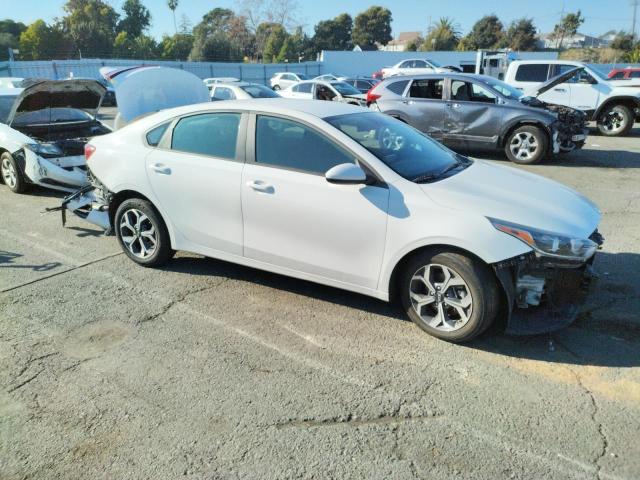 Photo 3 VIN: 3KPF24AD4ME311361 - KIA FORTE FE 