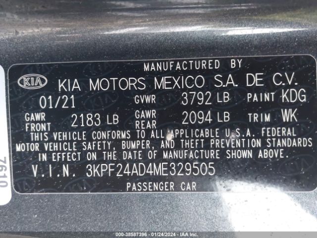 Photo 8 VIN: 3KPF24AD4ME329505 - KIA FORTE 