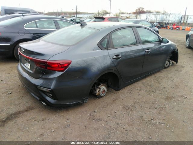 Photo 3 VIN: 3KPF24AD4ME333540 - KIA FORTE 