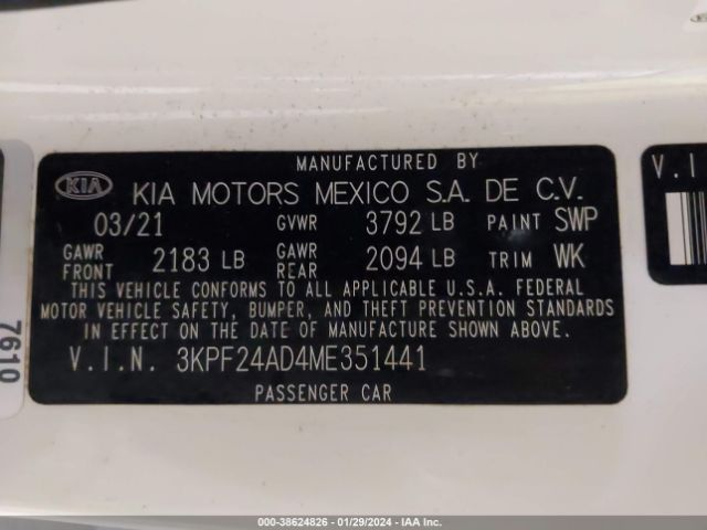 Photo 8 VIN: 3KPF24AD4ME351441 - KIA FORTE 