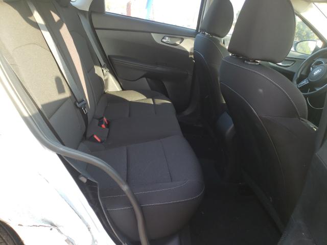 Photo 5 VIN: 3KPF24AD4ME354730 - KIA FORTE FE 