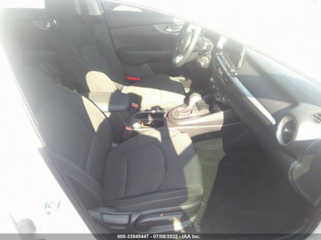 Photo 4 VIN: 3KPF24AD4ME408219 - KIA FORTE 