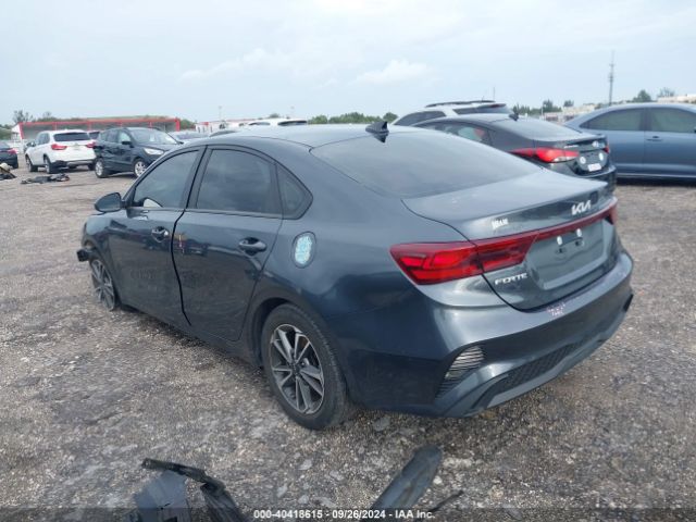 Photo 2 VIN: 3KPF24AD4NE419111 - KIA FORTE 