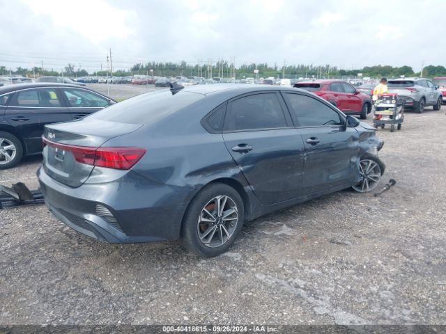 Photo 3 VIN: 3KPF24AD4NE419111 - KIA FORTE 