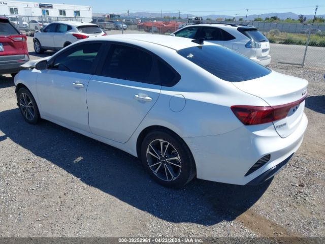 Photo 2 VIN: 3KPF24AD4NE431128 - KIA FORTE 