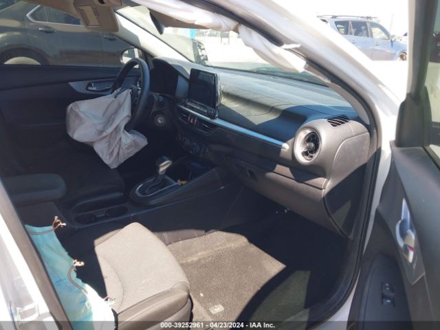 Photo 4 VIN: 3KPF24AD4NE431128 - KIA FORTE 