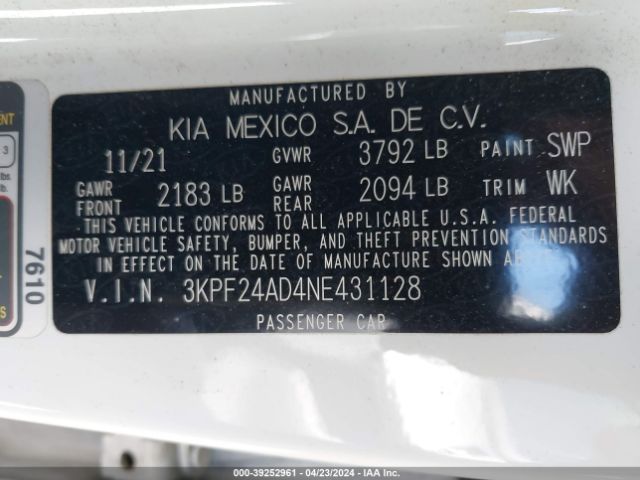 Photo 8 VIN: 3KPF24AD4NE431128 - KIA FORTE 