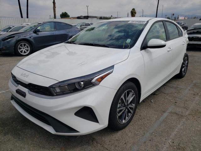 Photo 1 VIN: 3KPF24AD4NE440413 - KIA FORTE FE 