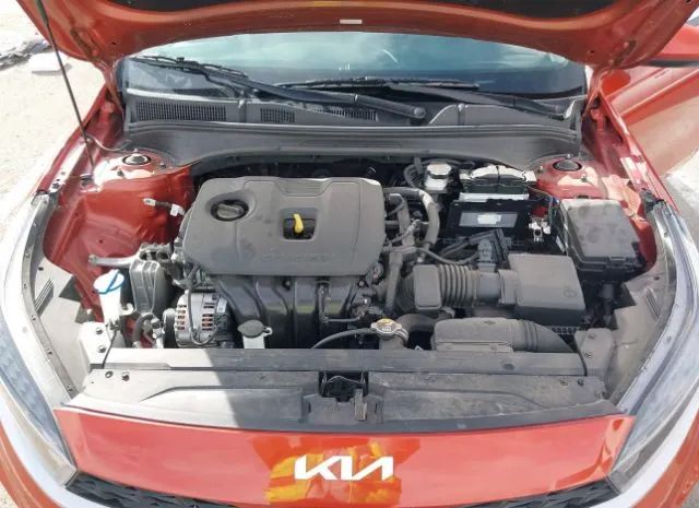 Photo 9 VIN: 3KPF24AD4NE447118 - KIA FORTE 