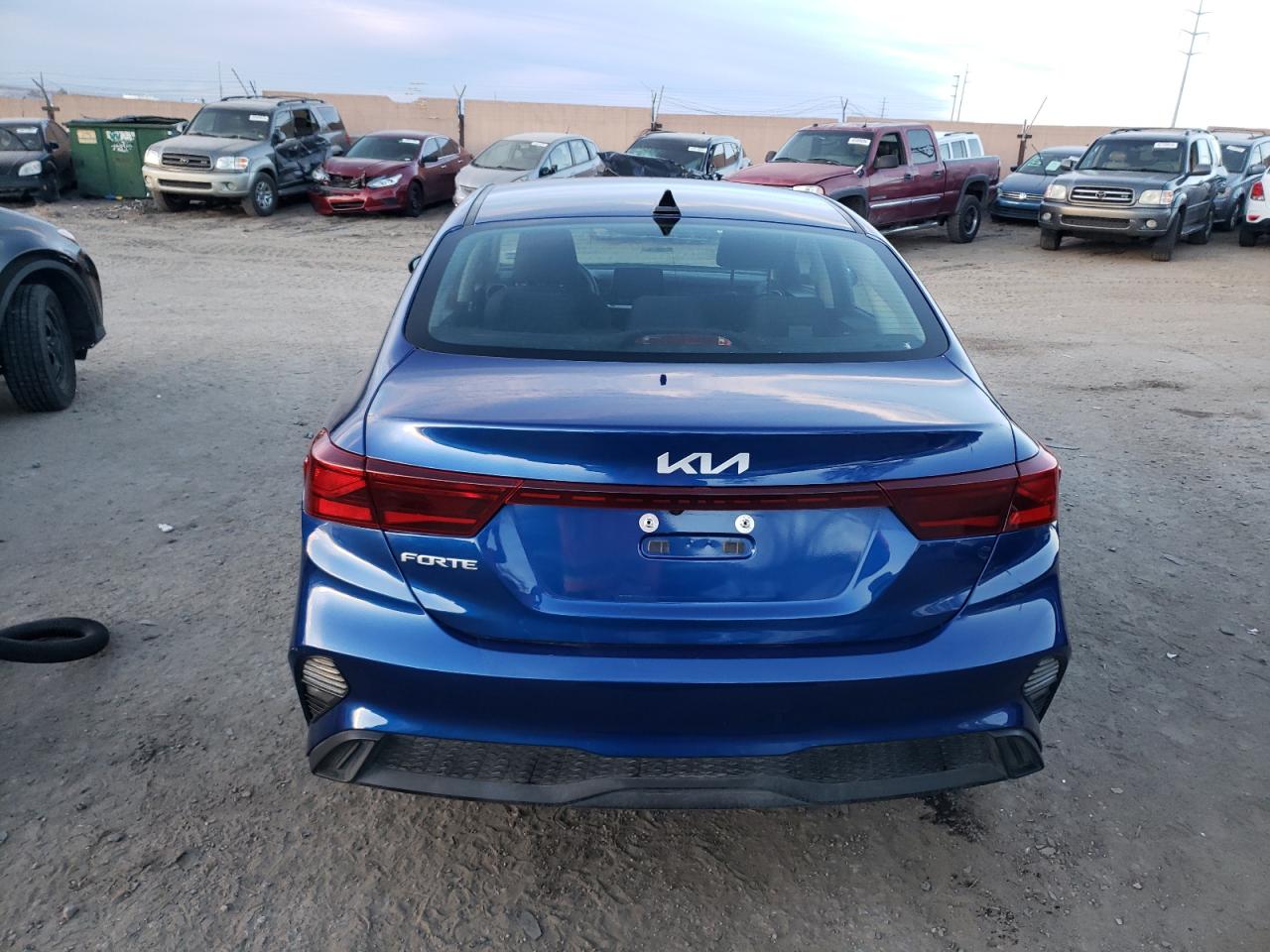 Photo 5 VIN: 3KPF24AD4NE458894 - KIA FORTE 