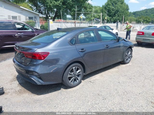 Photo 3 VIN: 3KPF24AD4NE485285 - KIA FORTE 