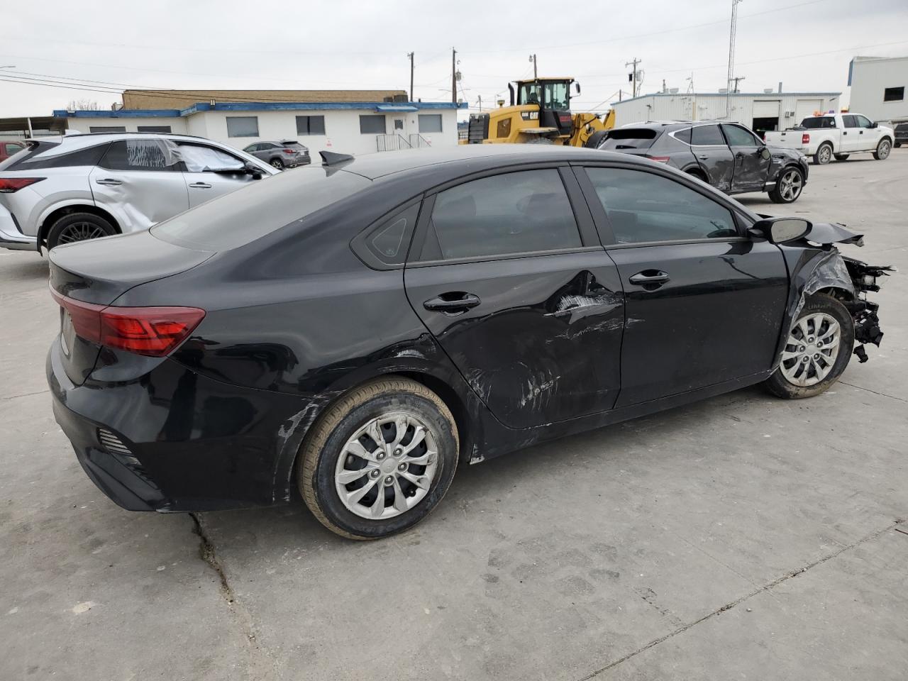 Photo 2 VIN: 3KPF24AD4NE501047 - KIA FORTE 