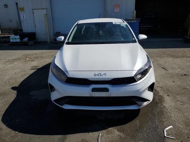 Photo 4 VIN: 3KPF24AD4PE524203 - KIA FORTE LX 