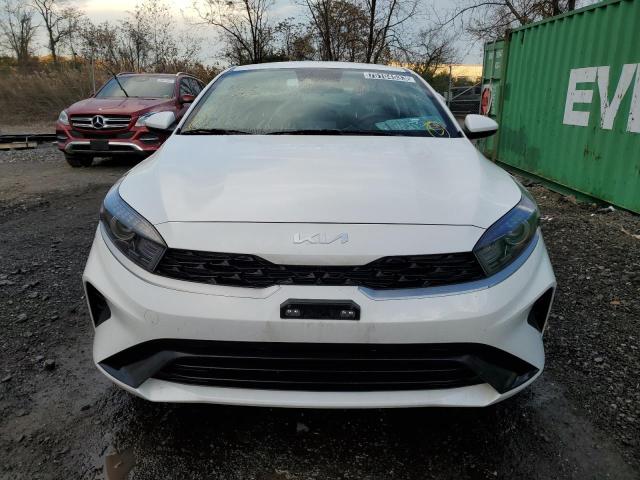 Photo 4 VIN: 3KPF24AD4PE568637 - KIA FORTE 