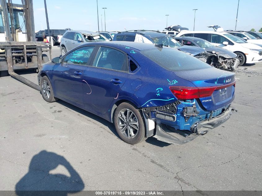 Photo 2 VIN: 3KPF24AD4PE585437 - KIA FORTE 