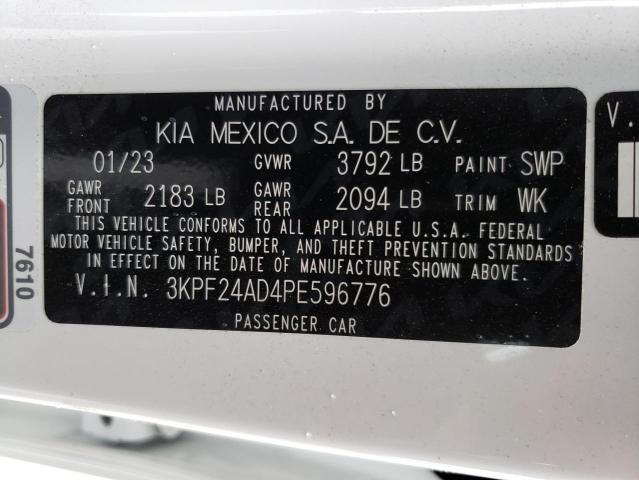 Photo 11 VIN: 3KPF24AD4PE596776 - KIA FORTE LX 